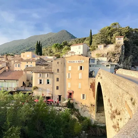 La Maison Du Colonel Vila Aubres